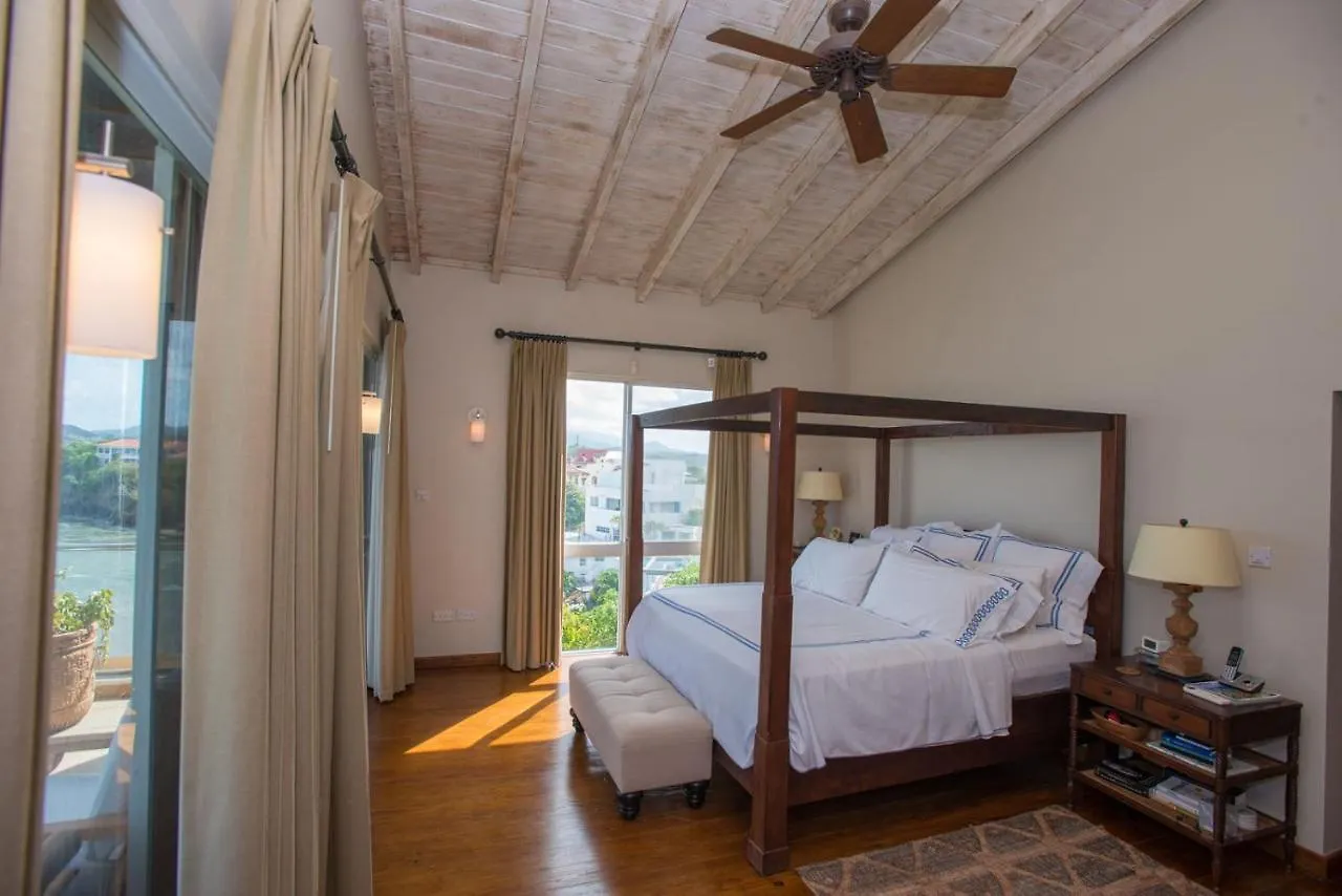 Marks Reef Lance aux Epines Grenada